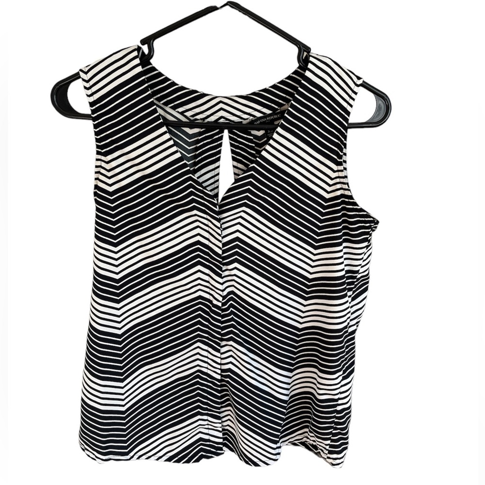 3 for $15 sale! Banana Republic Sleeveless Blouse Tank petite XS